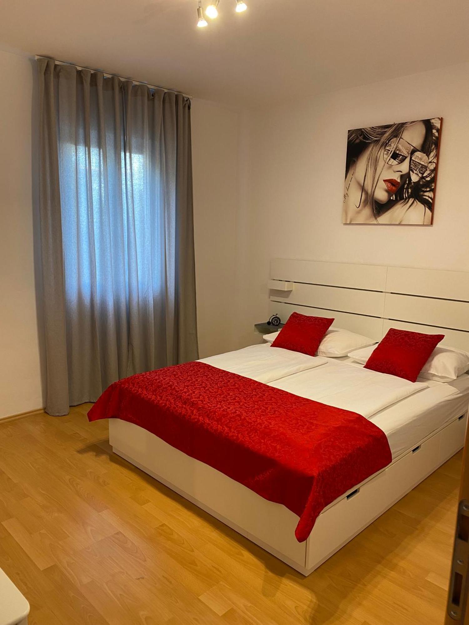 Villa Jasmin Bol Extérieur photo