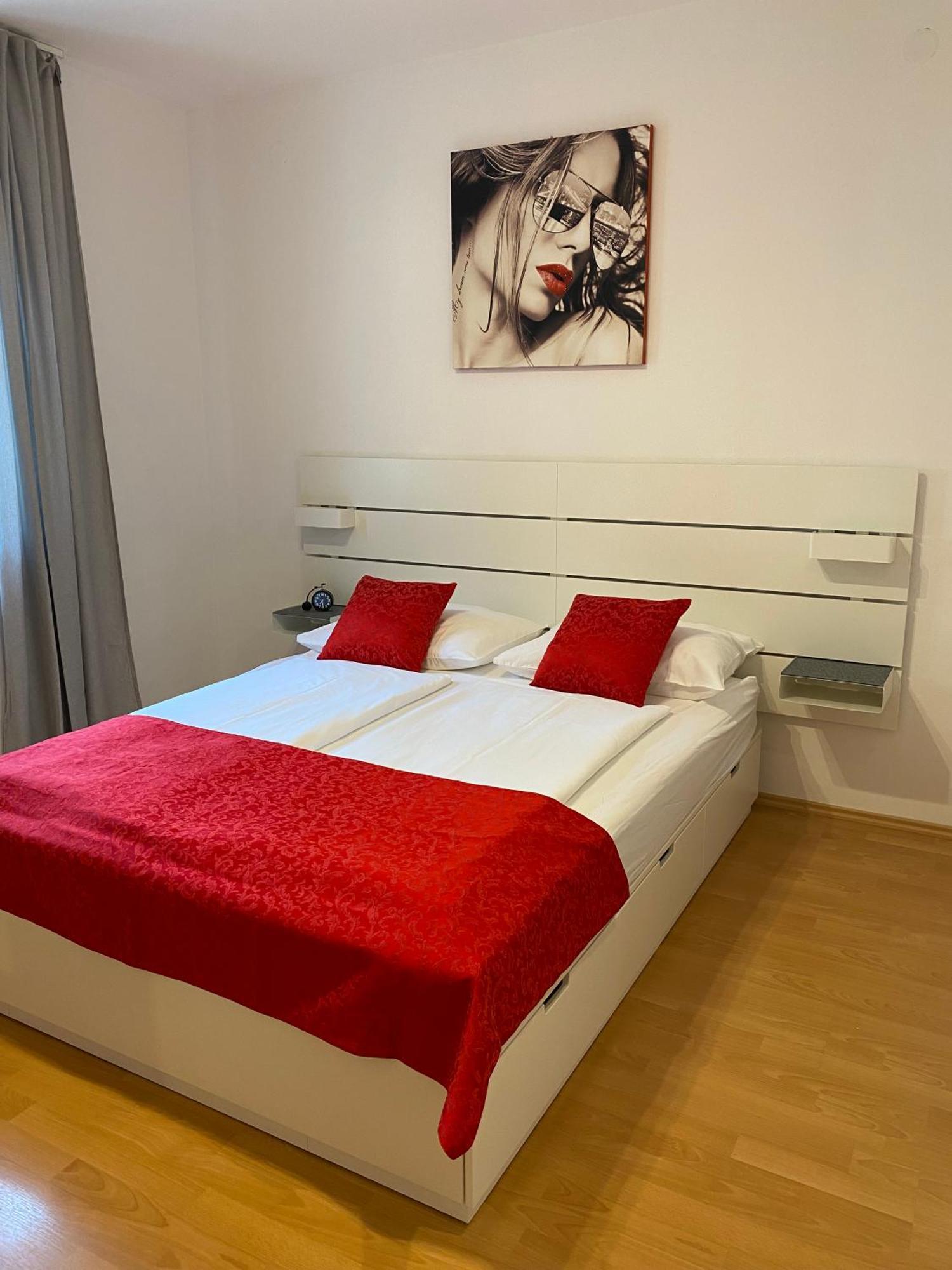Villa Jasmin Bol Extérieur photo